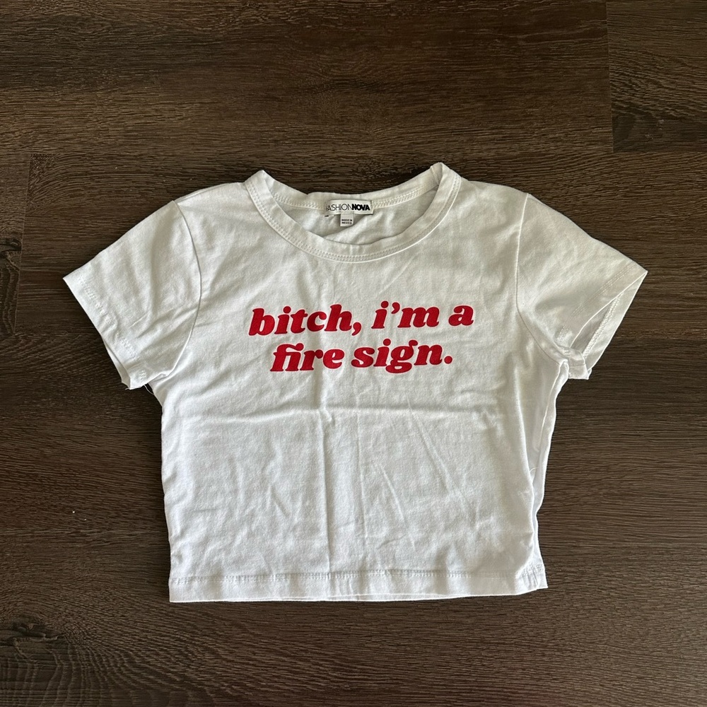Fashion Nova Red and White Fitted Crop T-Shirt